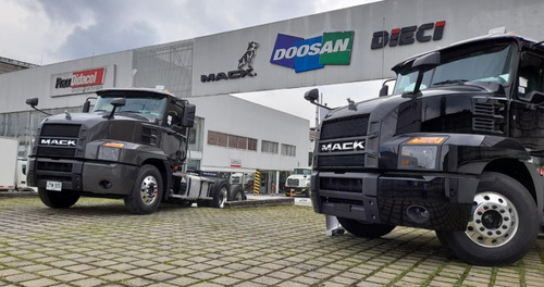 Imagen 7 de 22 de Mack Anthem Euro 5