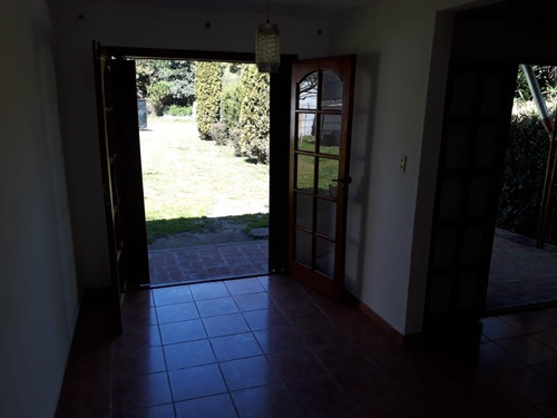Imagen 5 de 15 de Casa Quinta. 4 Amb. Barrio: El Sosiego!