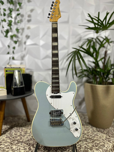 Guitarra Studebaker Starliner Custom Series