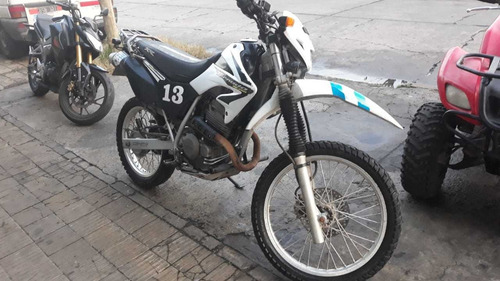 Imagen 2 de 2 de Honda Tornado 250
