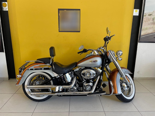 Harley Davidson Softail Deluxe - 2014 - Equipada, Linda