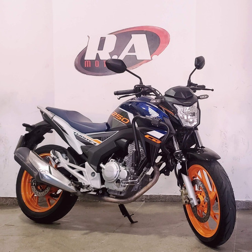 Imagem 1 de 4 de Honda Cb 250 Twister
