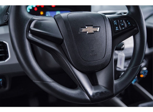 Chevrolet Onix 1.0 MPFI SELEÇÃO 8V FLEX 4P MANUAL