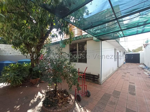 Jl/ ¡el Espacio Perfecto Para Tu Hogar! Casa En Venta Centro-este. Barquisimeto Lara, Venezuela/ José López/ # 23-16935