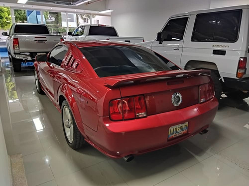 Imagen 2 de 5 de Ford Mustang 8 Cilindro