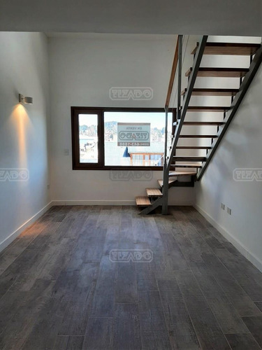 Imagen 1 de 13 de Departamento Duplex En Venta Ubicado En Centro De Bariloche, Bariloche