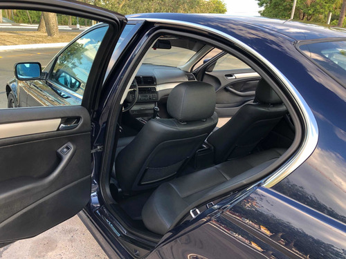 Bmw Sedan 320i 320i