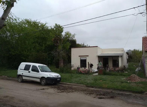 Casa Venta - 2 Dormitorios 1 Baño - 1200mts2 Totales - Coronel Vidal