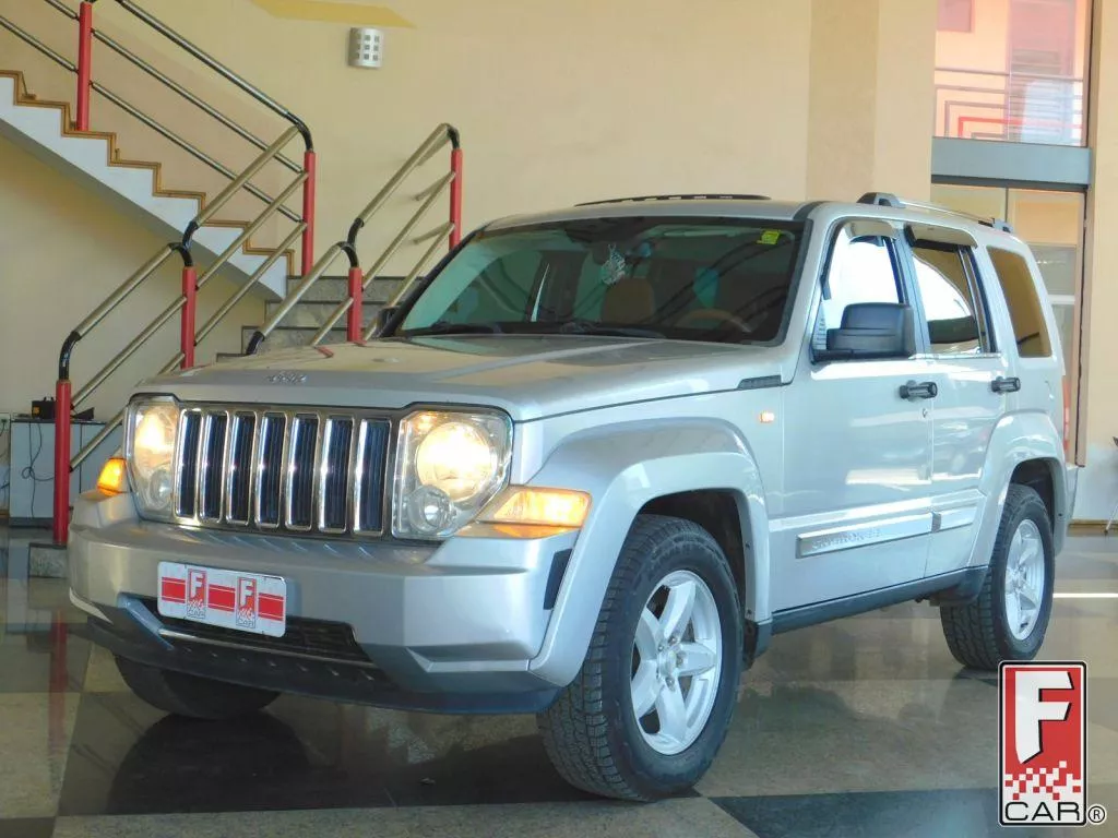 Jeep Cherokee 3.7 4x4 V6 12V Aut.