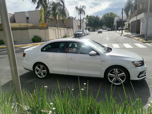 Imagen 5 de 10 de Volkswagen Jetta 2.0 Gli Dsg At 2016