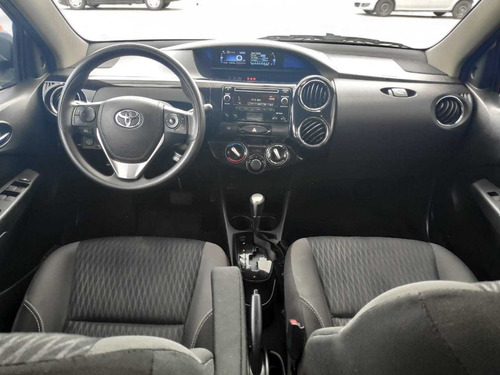 Toyota Etios Sedan Xs 1.5 (flex) (aut) 2017