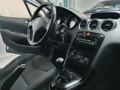 Peugeot 408 1.6 Active 115cv