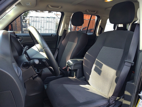 Imagen 14 de 25 de Jeep Patriot 2012 Sport 4x2 Abasto Motors