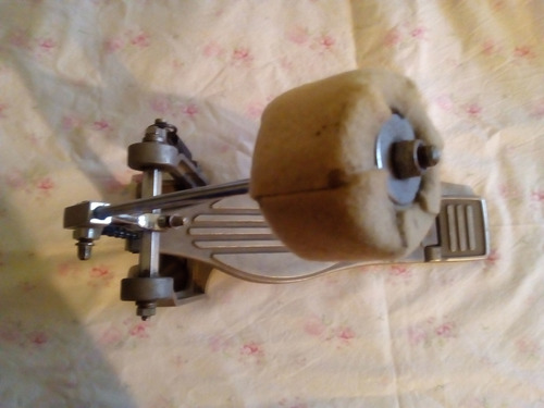 Pedal De Bombo Bateria (Usado)