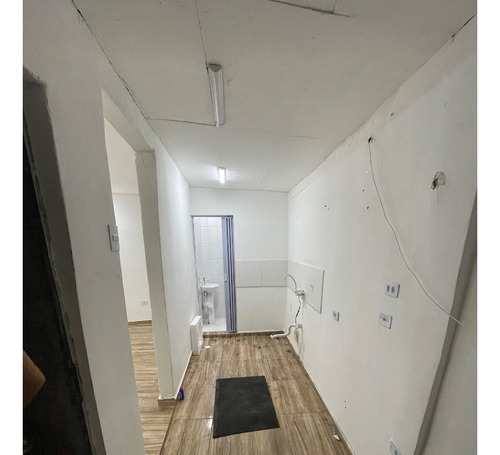 Casa Para Alugar | 1 Quarto Itaquera/guaianazes | Ótima Localização!