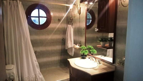 Imagen 8 de 22 de Casa En Venta De 4 Dormitorios En La Cumbre, La Plata.