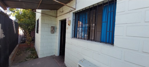 Casa En Venta De 3 Dorm. Población Papelera En Puente Alto