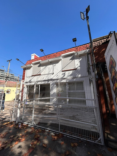 Casa Con Destino Comercial Y Recepciones Finales Al Día
