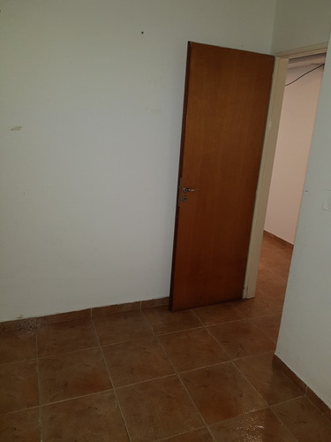 Imagen 8 de 13 de Excelente Local A 1/2 Cuadra Deav Jonte Impecable