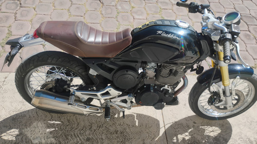 Una Moto Blackbir Motor 250 6 Velocidades Color Negro