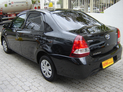Imagem 6 de 14 de Toyota Etios Sd X Vsc Mt