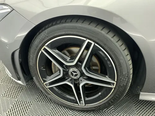 Mercedes-Benz Clase CLA 180 1.3 Amg Line