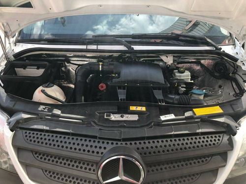 Imagem 13 de 13 de Mercedes-benz Sprinter 2.2 Cdi Diesel Van 415 Ta Longo 16l