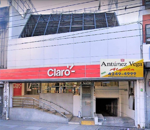Imagen 1 de 12 de Importante Local Comercial Con Oficinas En El Centro De Avellaneda