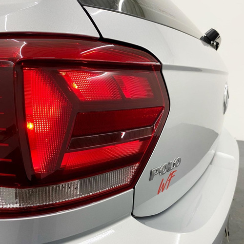 Imagem 6 de 9 de Volkswagen Polo 1.0 Flex 12v 5p 2019/2020