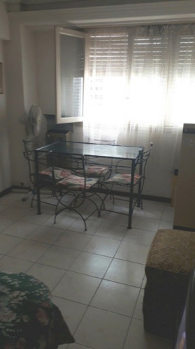 Imagen 3 de 7 de Monoambiente En Plaza Colón