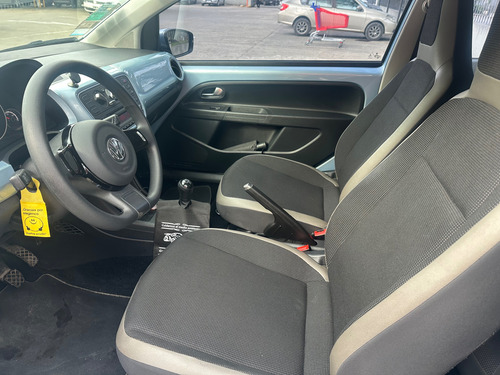 Volkswagen Up! 1.0 High Up! 75cv 3 p