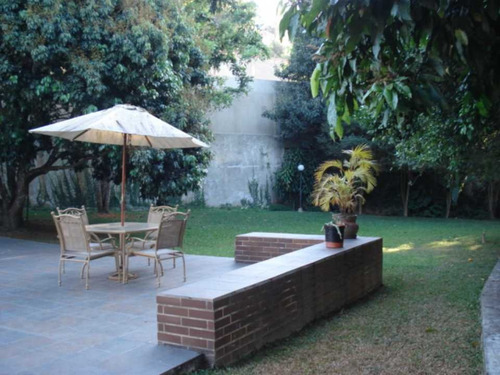 Imagen 18 de 19 de Vendo Casa 860m2 6h+s/5b+s/27p Cerro Verde 2626