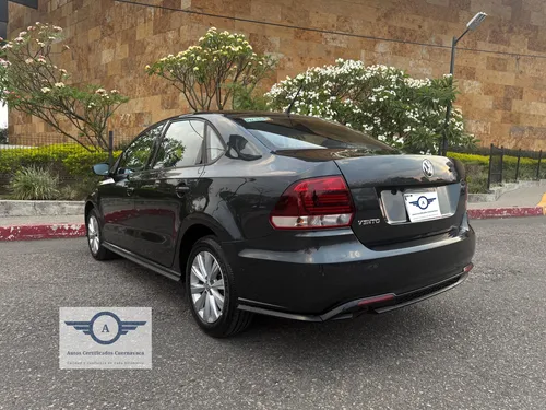 Volkswagen Vento 1.6 Starline At