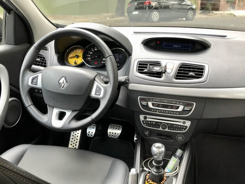 Renault Megane 3 Luxe 2011 2.0 16v M4r Unico!!