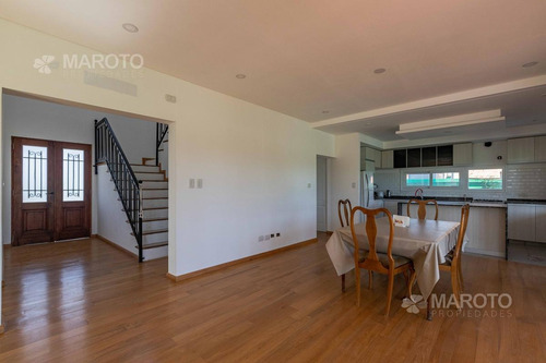 Imagen 27 de 30 de Casa En Venta En Barrio Puertos De Escobar - Maroto Propiedades