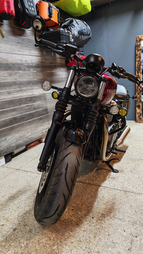 Triumph Bobber Black 2022