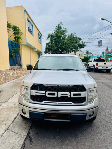 Ford Lobo 5.0l XLT cabina sencilla 4x2