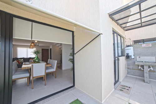 Casa En Venta Punta Mixe, León, Gto Modelo Aruma
