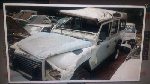 Land Rover Defender Sucata