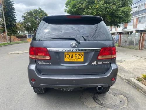 Toyota Fortuner 3.0 Sr5