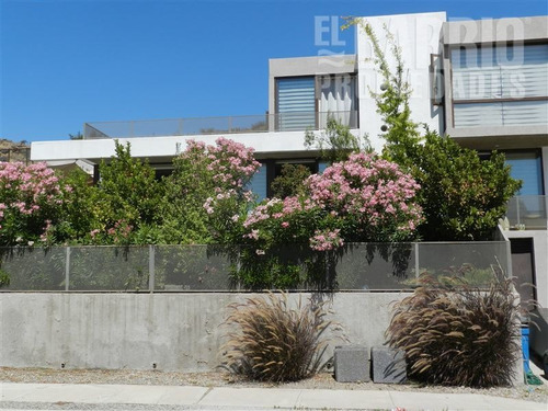 Imagen 2 de 28 de Casa En Venta En Colina