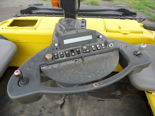 Imagen 12 de 13 de 12) Rodillo Compactador De Asfalto Hypac C784a 2005