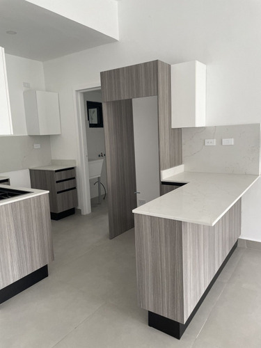 Apartamento De Primera En Ensanche Naco Distrito Nacional