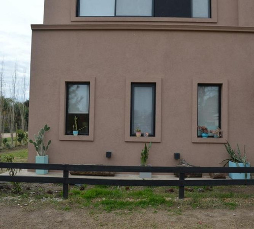 Imagen 2 de 21 de Venta Casa 3 Ambientes Barrio Semicerrado Parque Sakura Exaltación De La Cruz