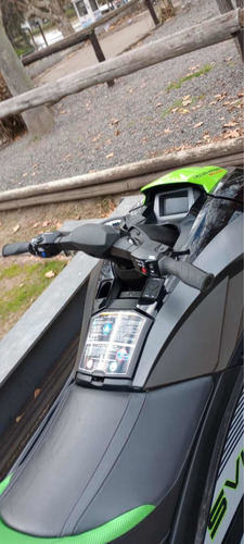Imagen 10 de 21 de Yamaha Gp 1800r