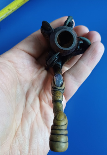 Pipa Diseño Garra De Aguila