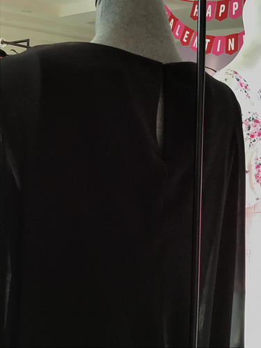 Vestido Corto Con Capa Betsy Adam Talla 6