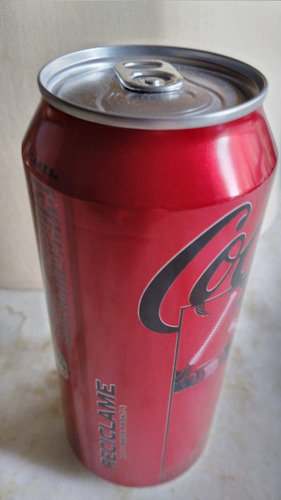 Lata De Coca Cola Marvel, Con Contenido