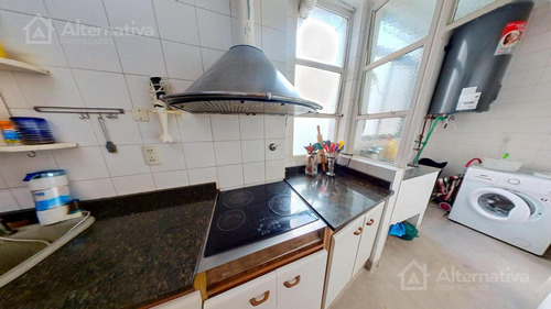 Venta De Departamento En Belgrano R De 5 Ambientes.