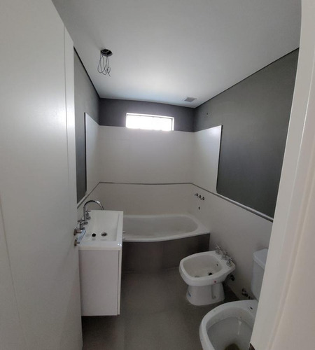 Imagen 14 de 30 de Departamento En Venta De Dos Ambientes En Centro De San Fernando.